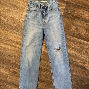 Levi's Blue Straight Leg Jeans with High-Rise Waist and Distressed Look